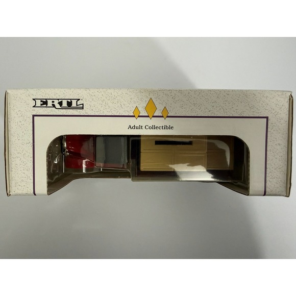 Vintage ERTL Budweiser 1931 Hawkeye Crate Bank Diecast Metal Truck 1/34 Boxed - Picture 2 of 6